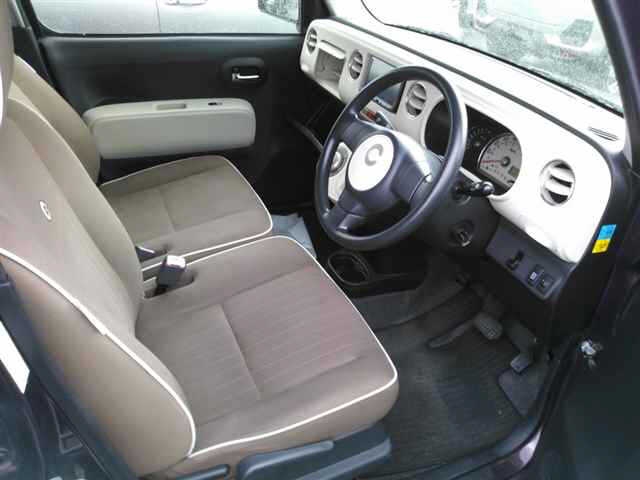 DAIHATSU MIRA COCOA