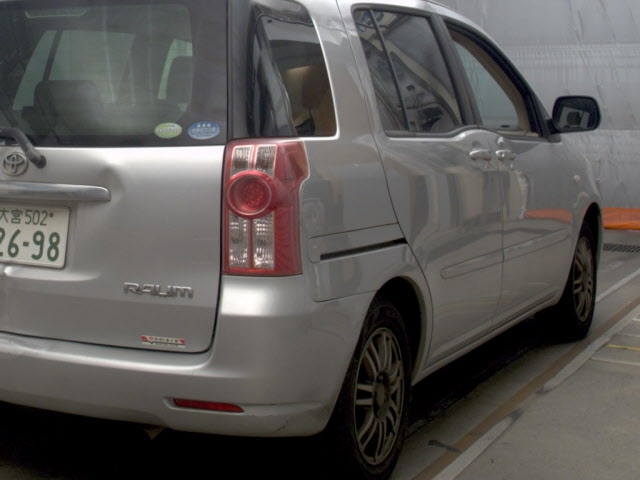 TOYOTA RAUM