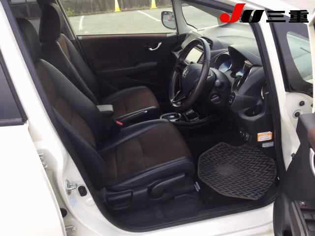 HONDA FIT SHUTTLE