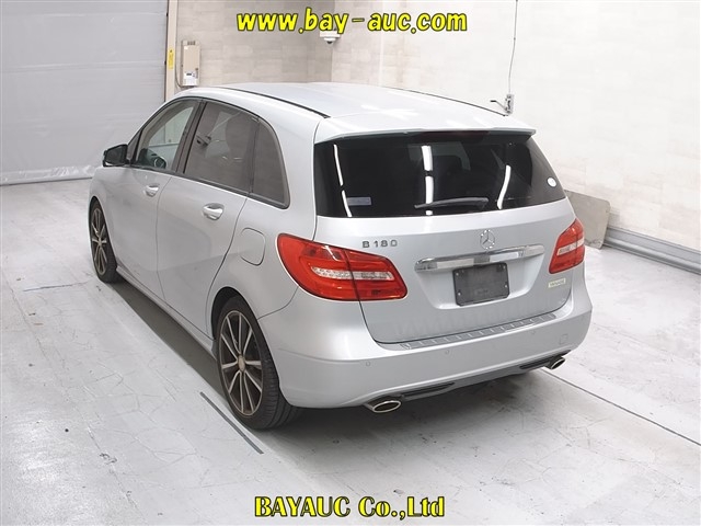 MERCEDES-BENZ B-CLASS