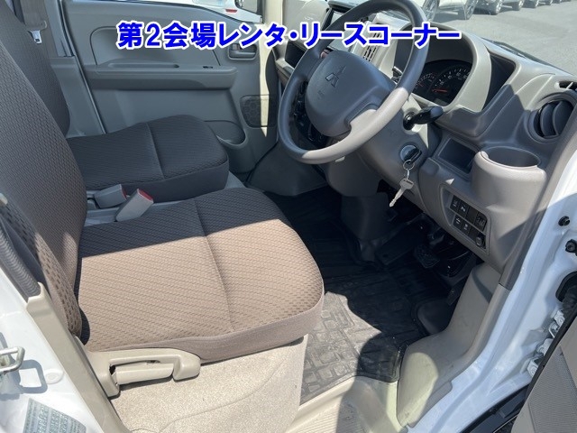 MITSUBISHI MINICAB