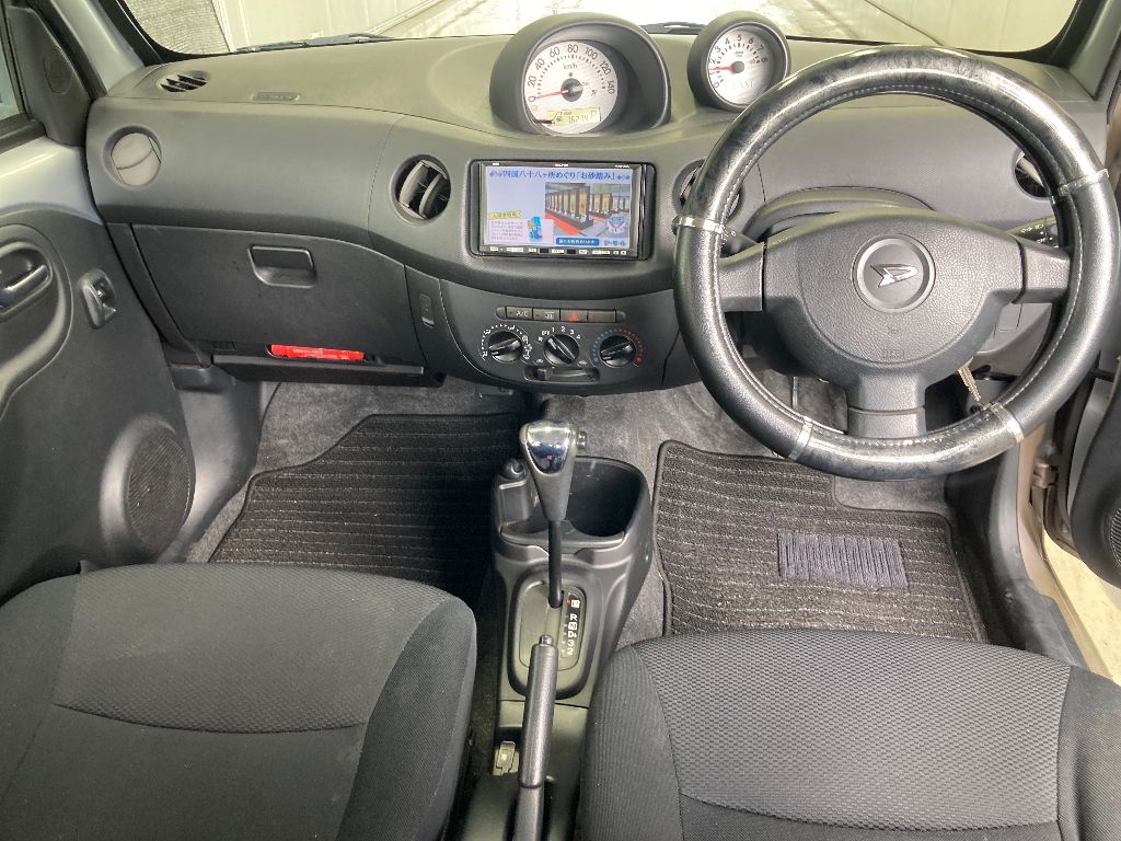 DAIHATSU ESSE