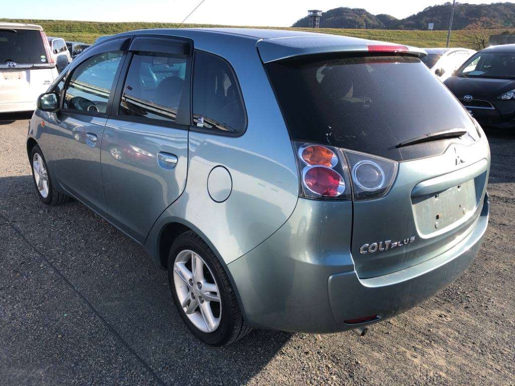 MITSUBISHI COLT PLUS