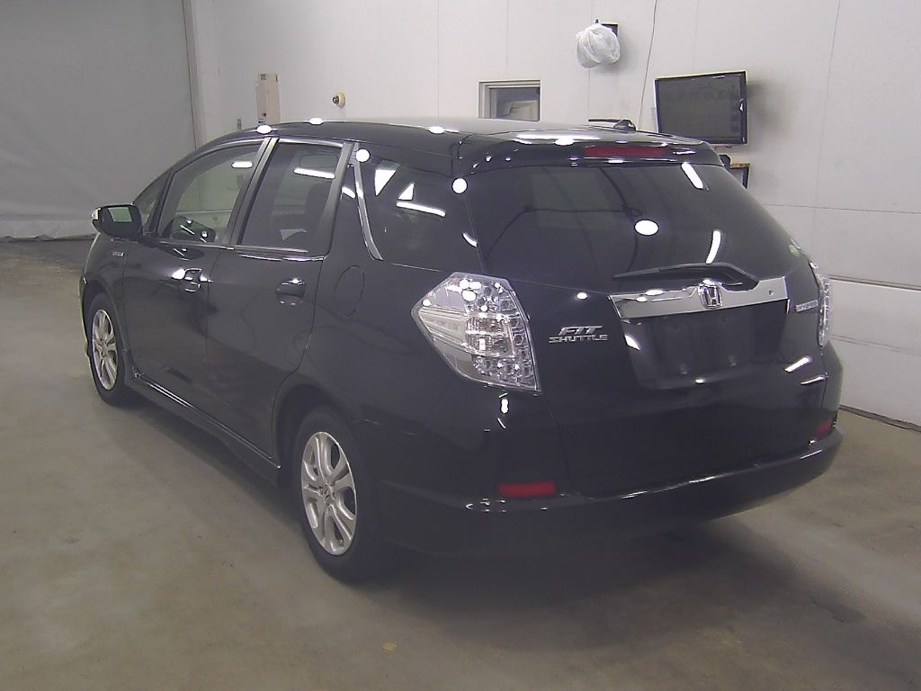 HONDA FIT SHUTTLE