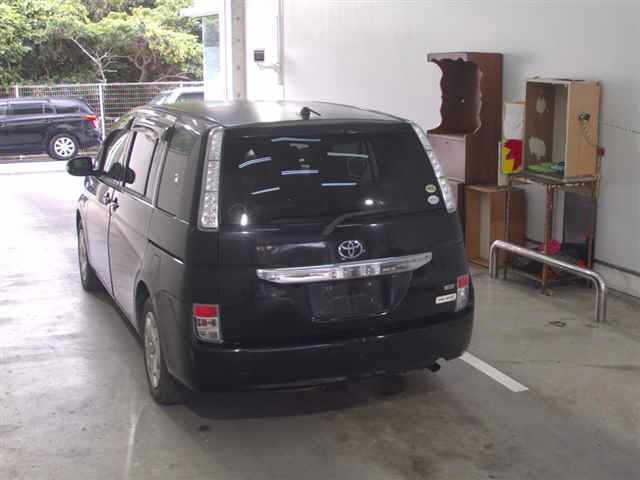 TOYOTA ISIS