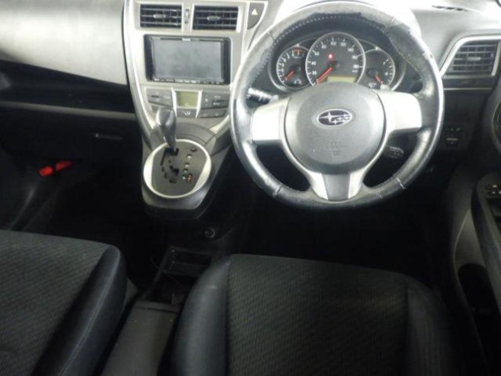 SUBARU TREZIA