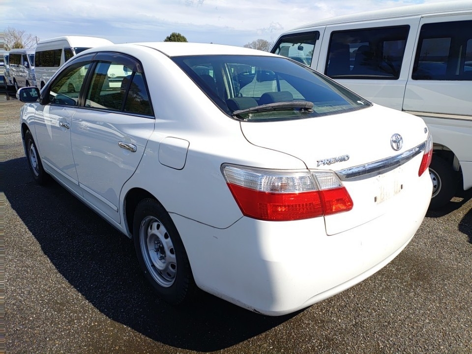 TOYOTA PREMIO