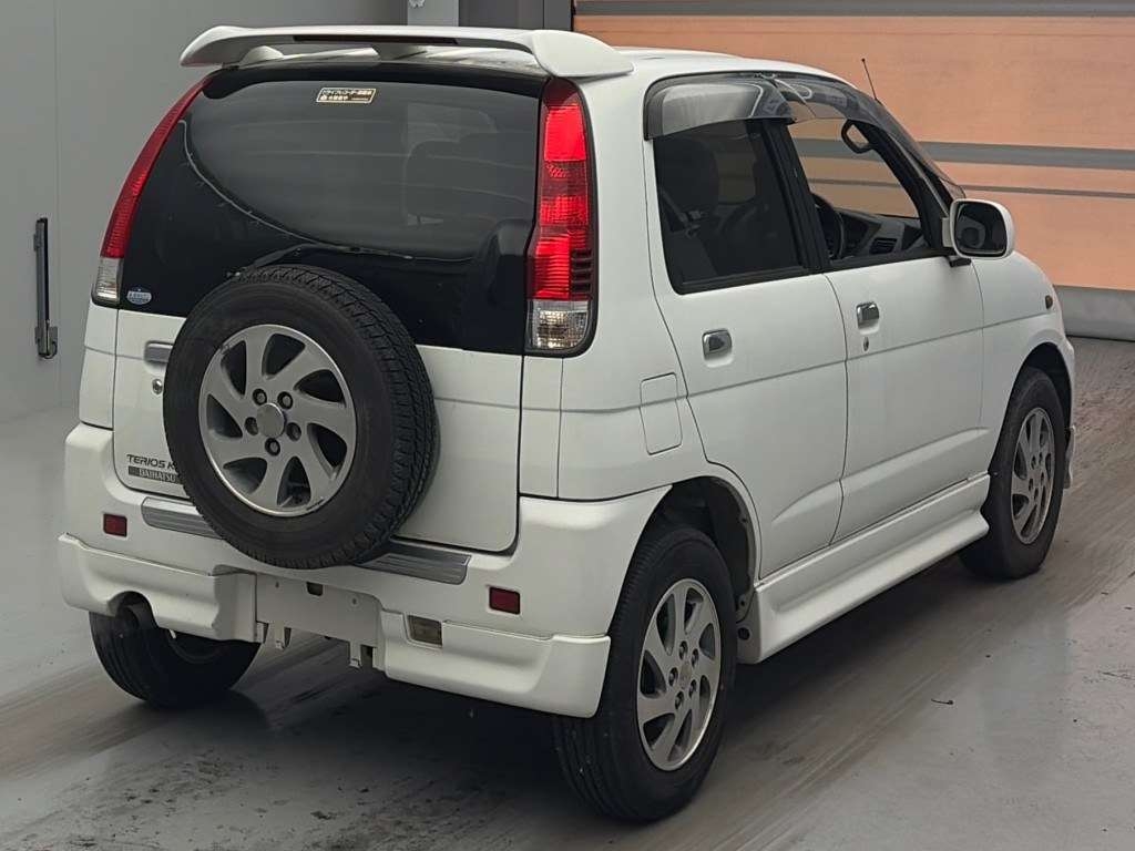 DAIHATSU TERIOS KID