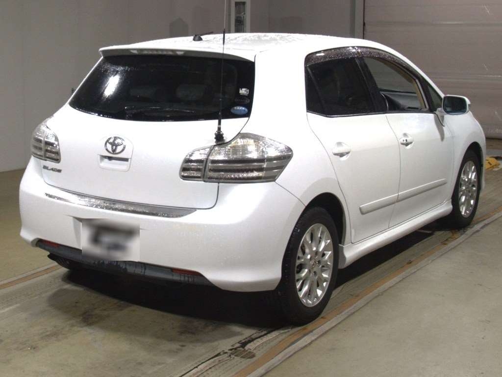TOYOTA BLADE