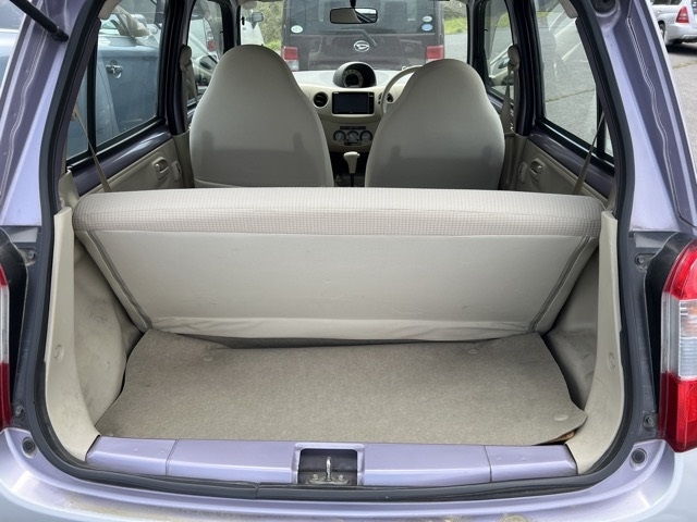 DAIHATSU ESSE