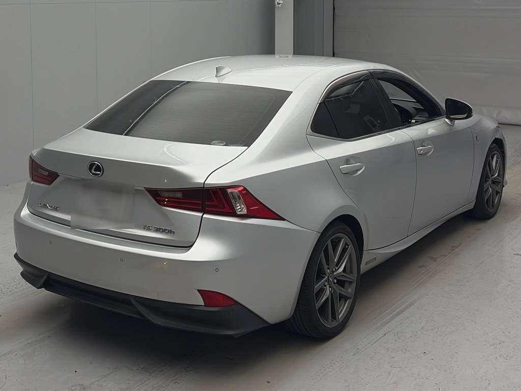 LEXUS IS300H