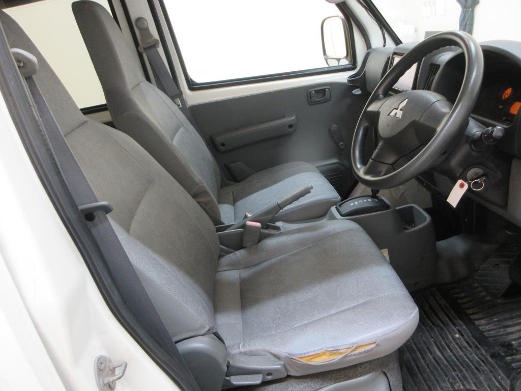 MITSUBISHI MINICAB MIEV