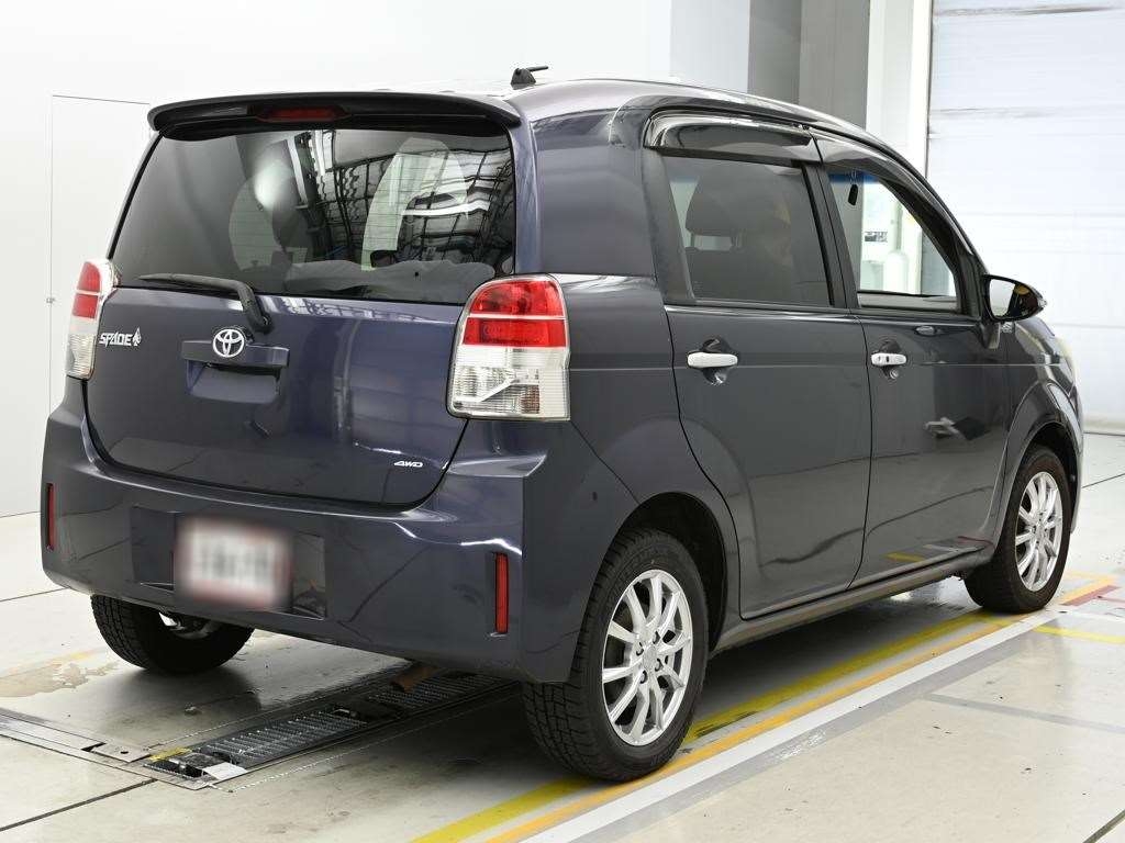 TOYOTA SPADE