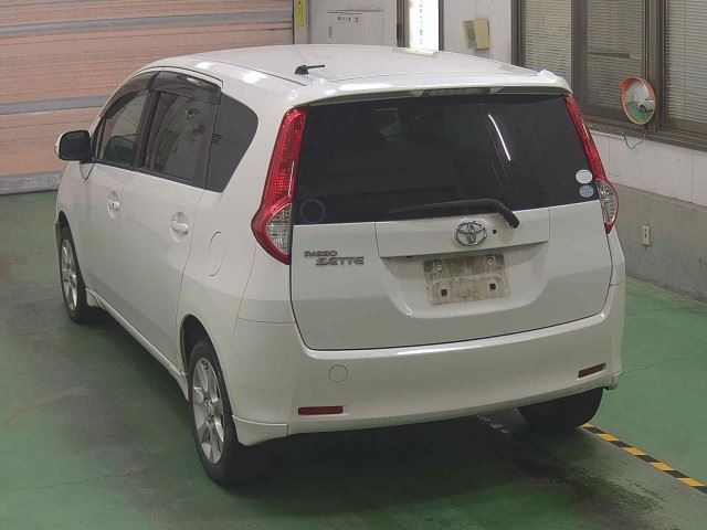 TOYOTA PASSO SETTE