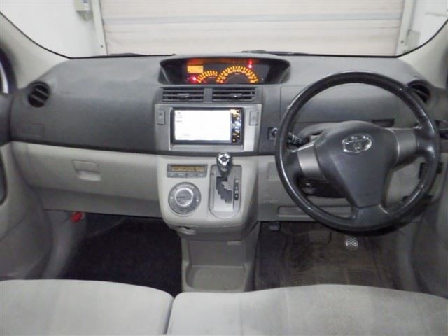 TOYOTA PASSO SETTE