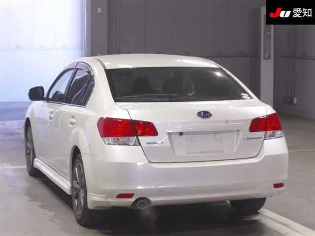 SUBARU LEGACY B4