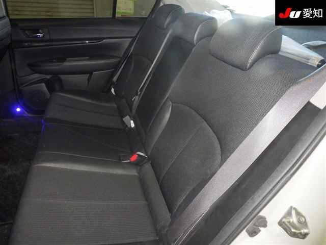 SUBARU LEGACY B4