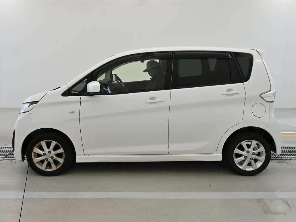 MITSUBISHI EK CUSTOM