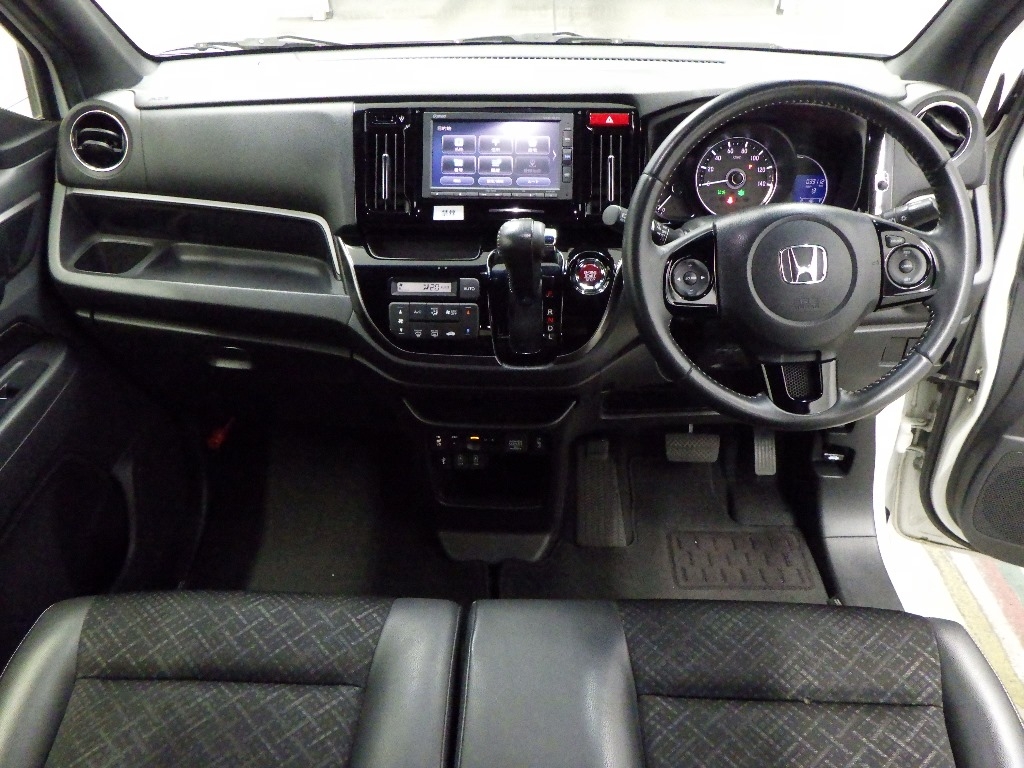 HONDA N-WGN