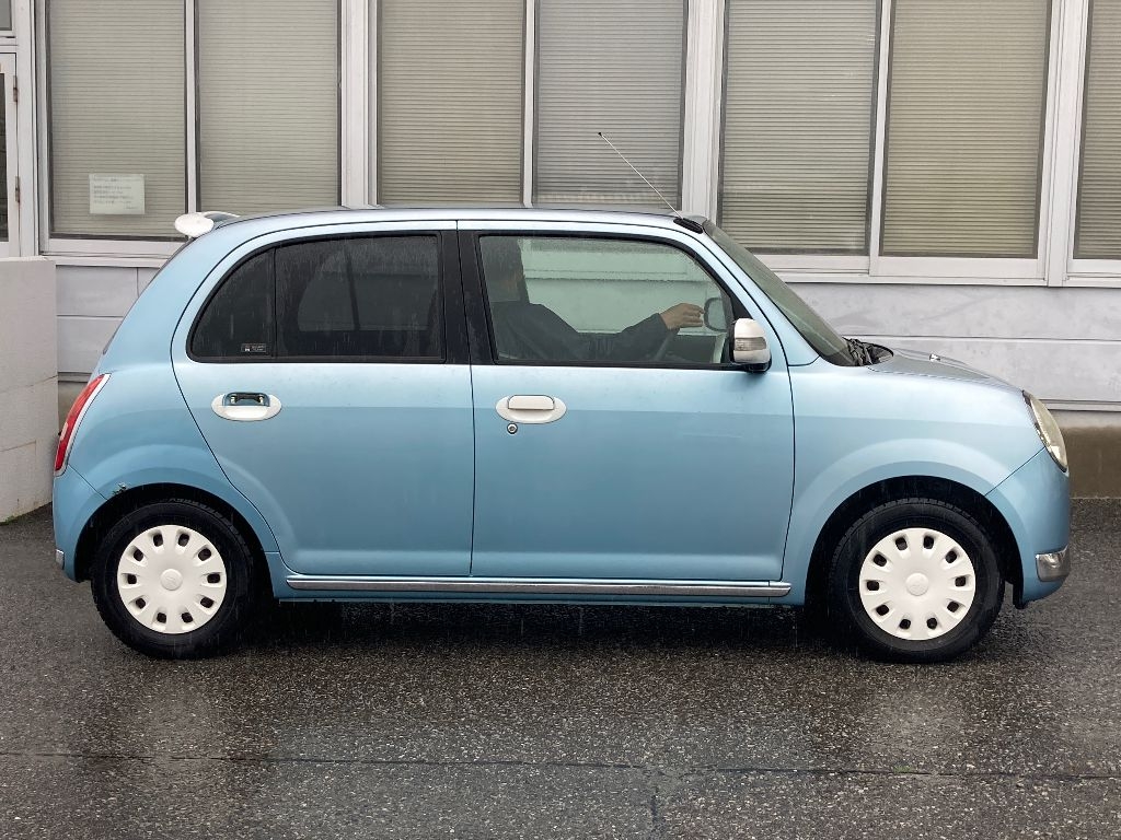DAIHATSU MIRA GINO