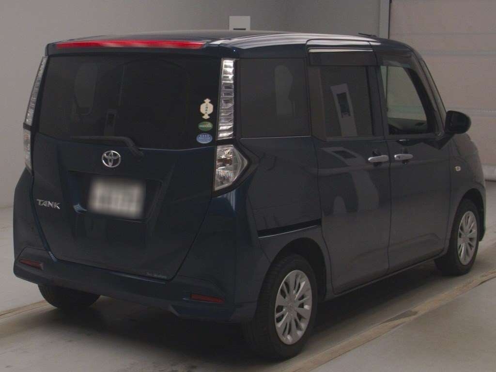 TOYOTA TANK