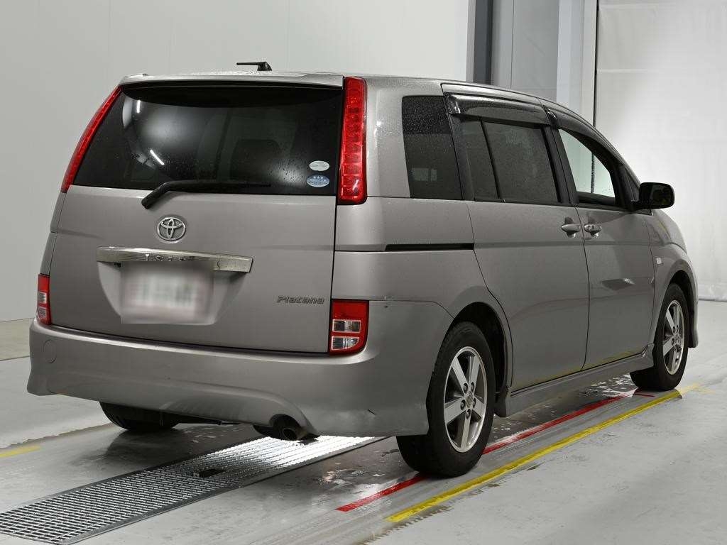 TOYOTA ISIS
