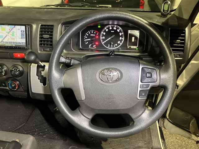 TOYOTA REGIUS ACE