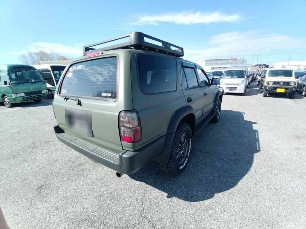 TOYOTA HILUX SURF