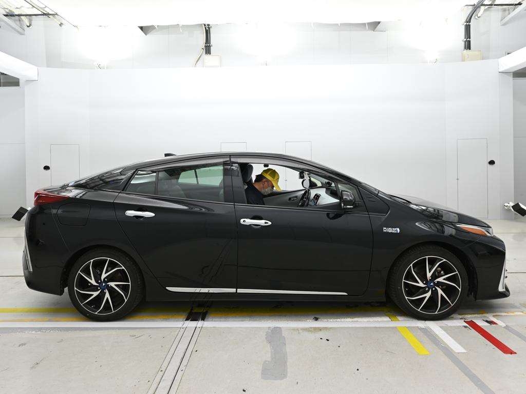 TOYOTA PRIUS PHV