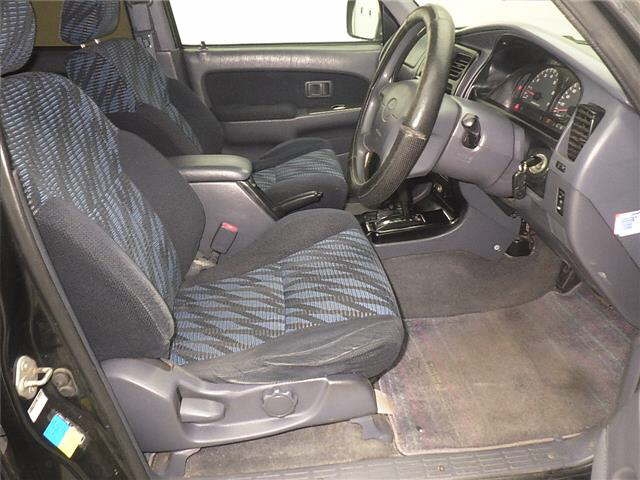 TOYOTA HILUX SURF