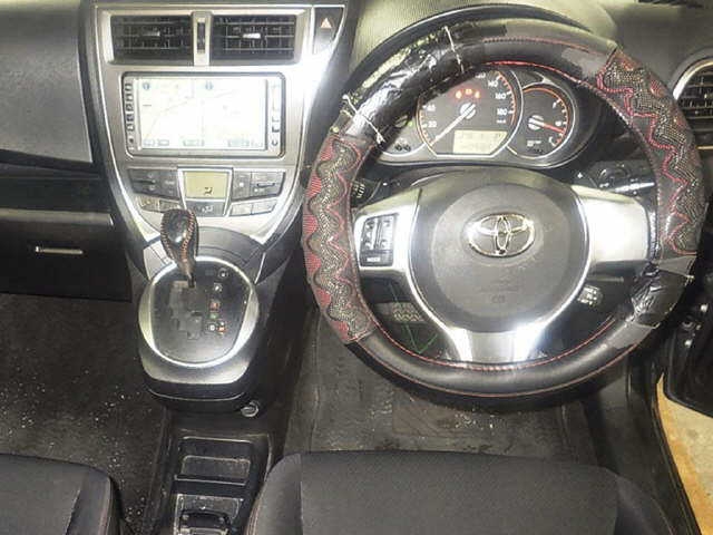 TOYOTA RACTIS