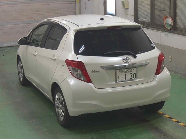 TOYOTA VITZ
