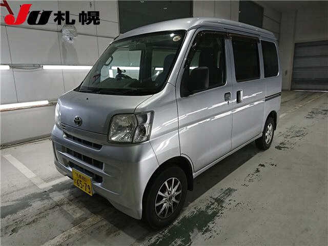 TOYOTA PIXIS VAN
