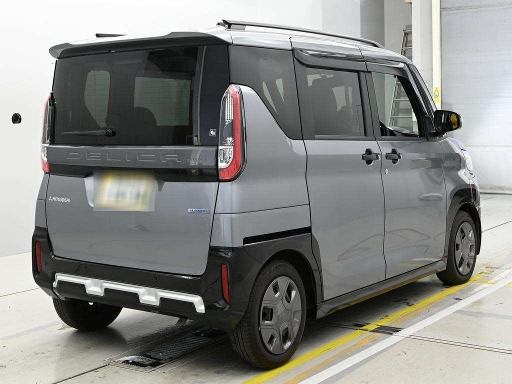 MITSUBISHI DELICA MINI