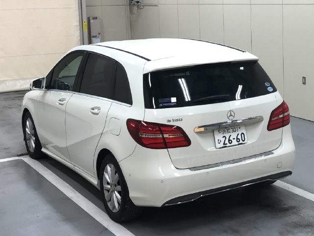 MERCEDES-BENZ B-CLASS