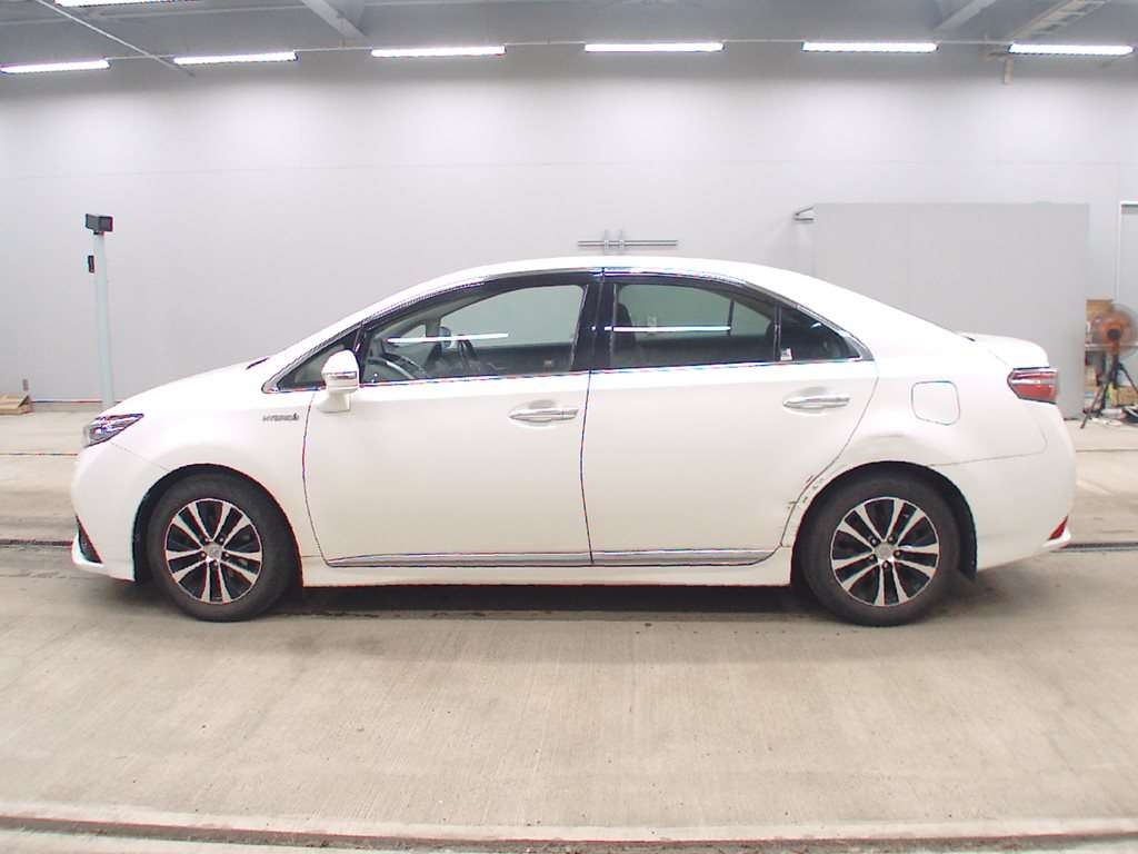 TOYOTA SAI