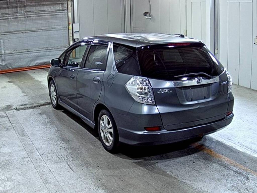HONDA FIT SHUTTLE