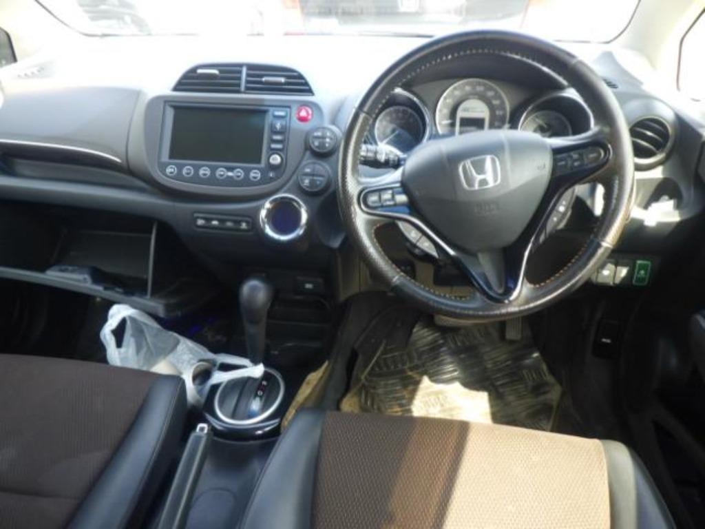 HONDA FIT SHUTTLE