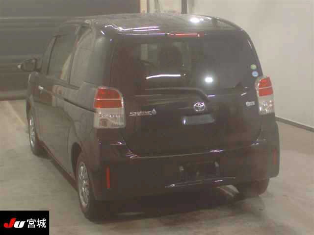 TOYOTA SPADE