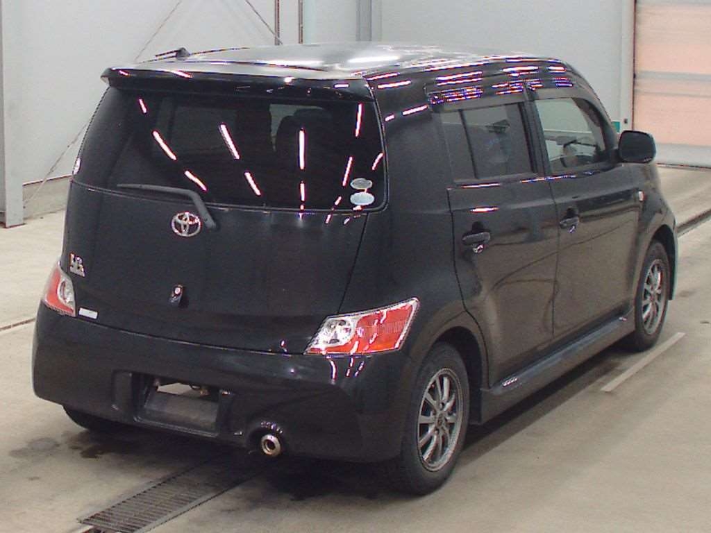 TOYOTA BB