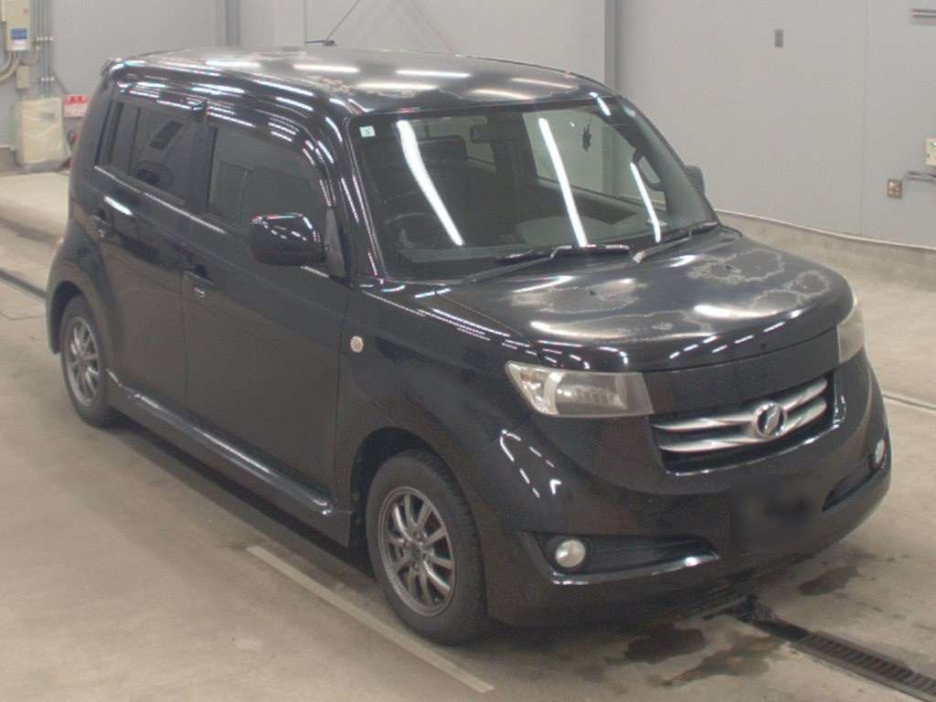 TOYOTA BB