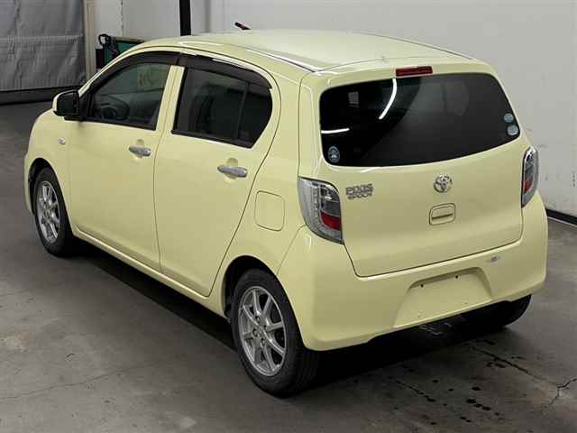 TOYOTA PIXIS EPOCH