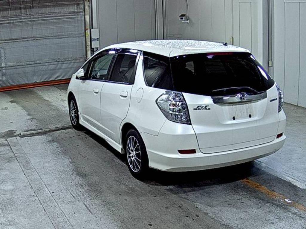 HONDA FIT SHUTTLE