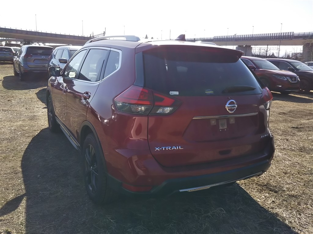 NISSAN X-TRAIL