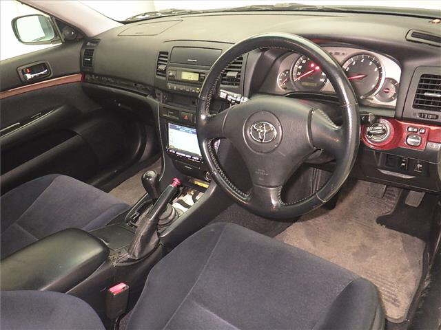 TOYOTA MARK II