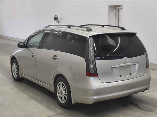 MITSUBISHI GRANDIS