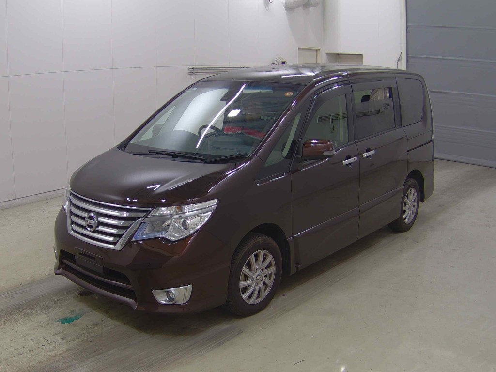 NISSAN SERENA