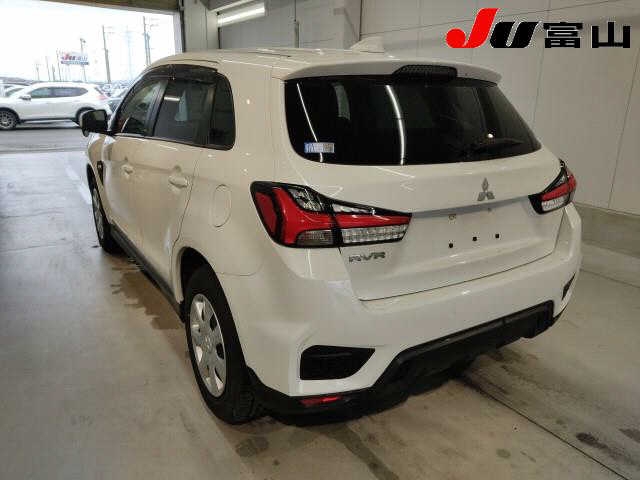 MITSUBISHI RVR