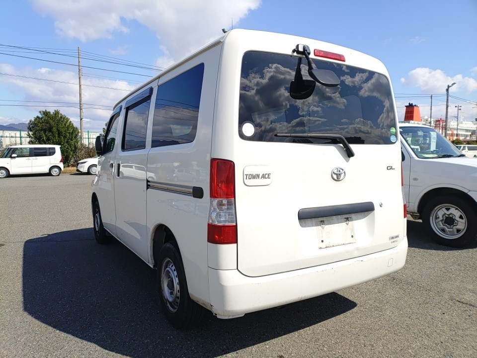 TOYOTA TOWN ACE