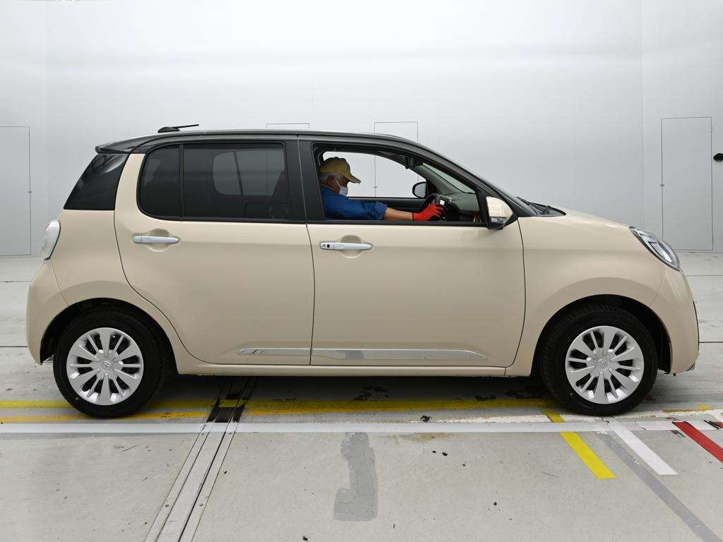 TOYOTA PASSO